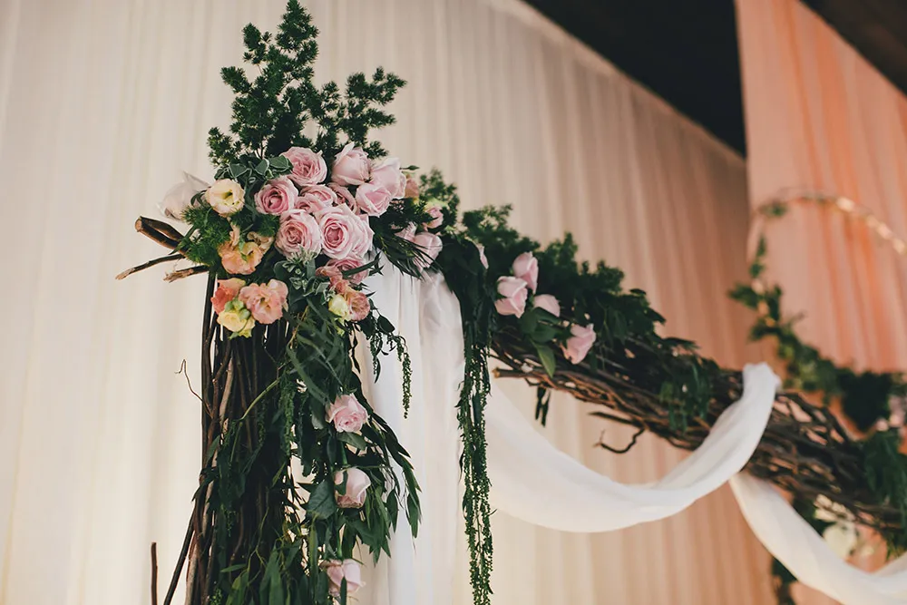 Photo by Bespoke Photographics. theweddingnotebook.com