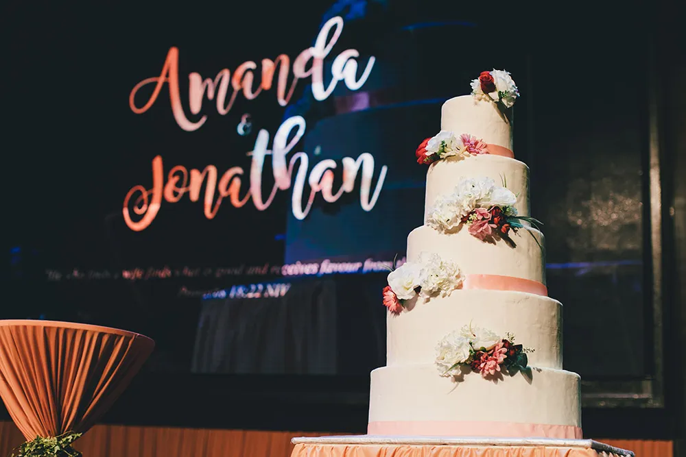 Photo by Bespoke Photographics. theweddingnotebook.com