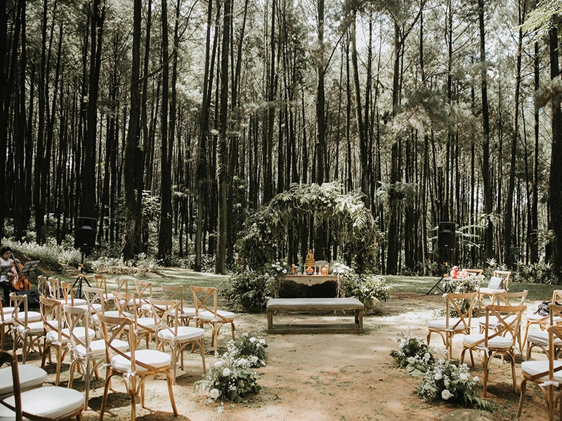 A Twilight-inspired Forest Wedding in Java, Indonesia