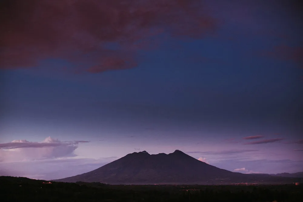 Photo by Iluminen. theweddingnotebook.com