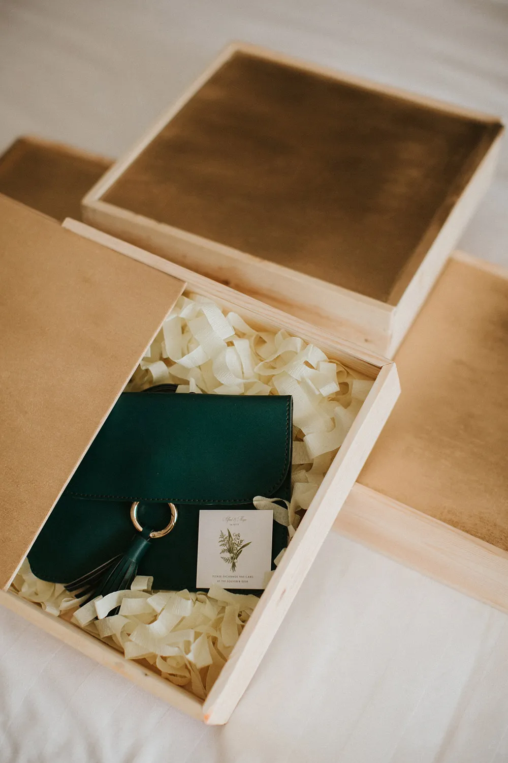 Photo by Iluminen. theweddingnotebook.com