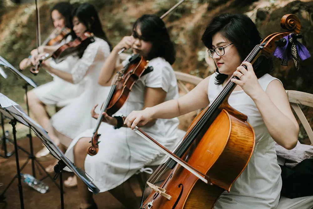 Photo by Iluminen. theweddingnotebook.com