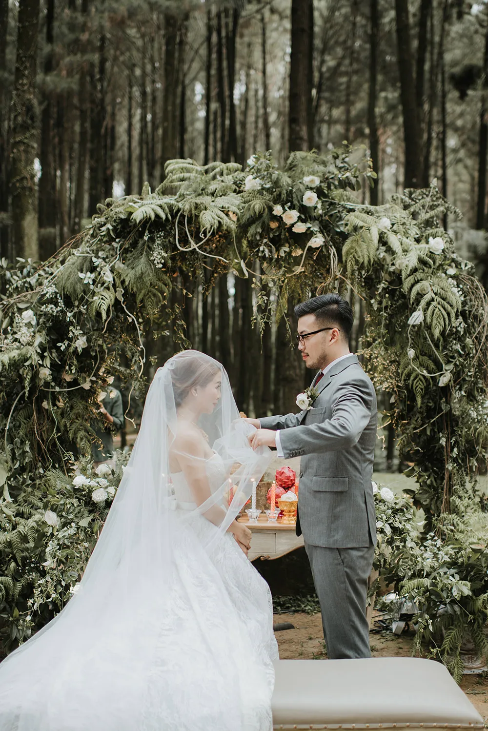 Photo by Iluminen. theweddingnotebook.com