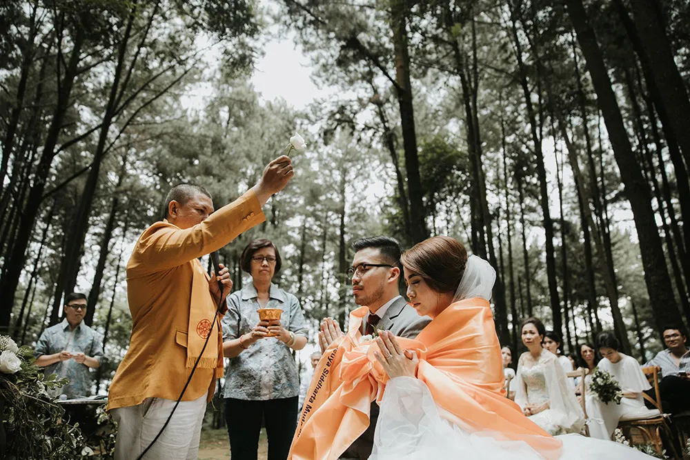 Photo by Iluminen. theweddingnotebook.com