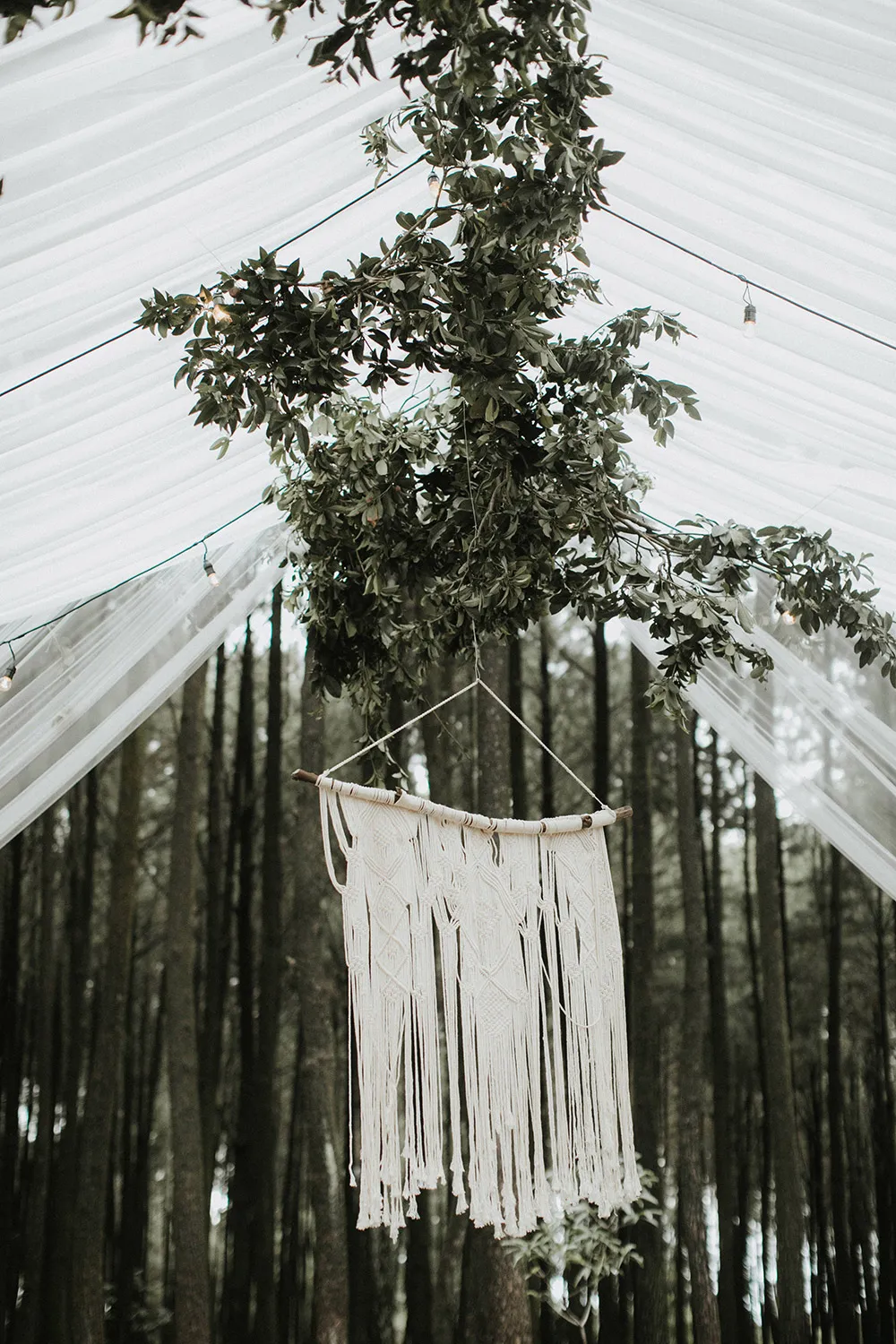 Photo by Iluminen. theweddingnotebook.com