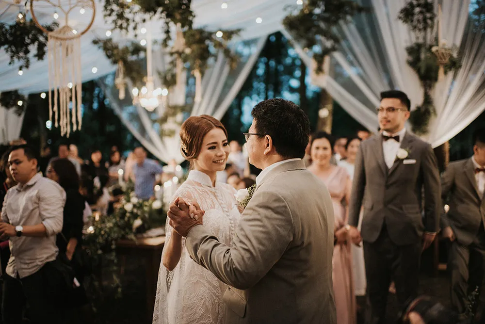 Photo by Iluminen. theweddingnotebook.com