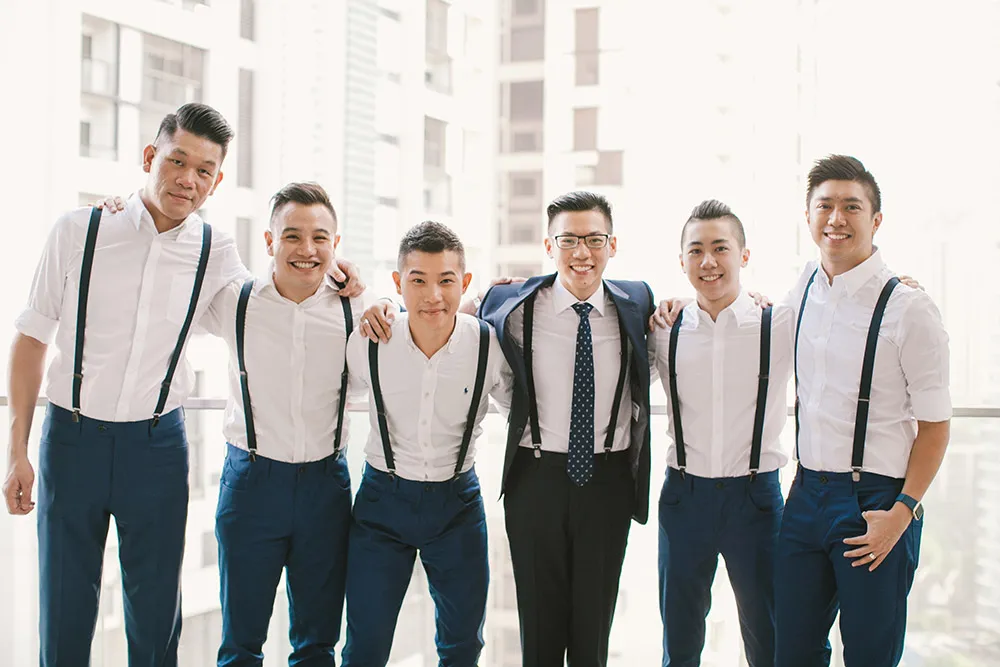 Photo by Munkeat Photography. theweddingnotebook.com