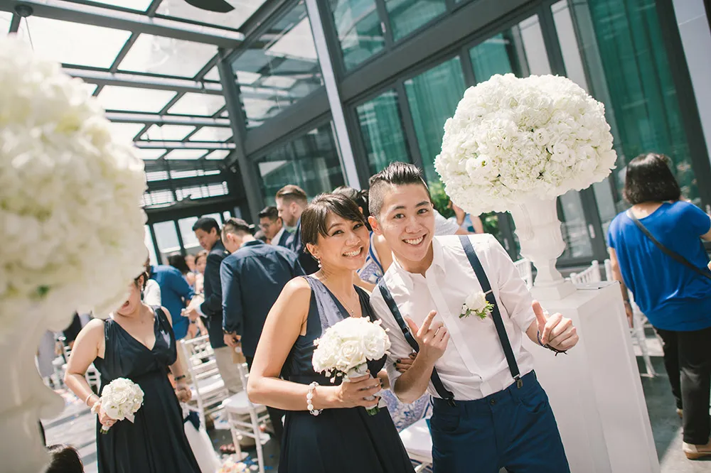 Photo by Munkeat Photography. theweddingnotebook.com