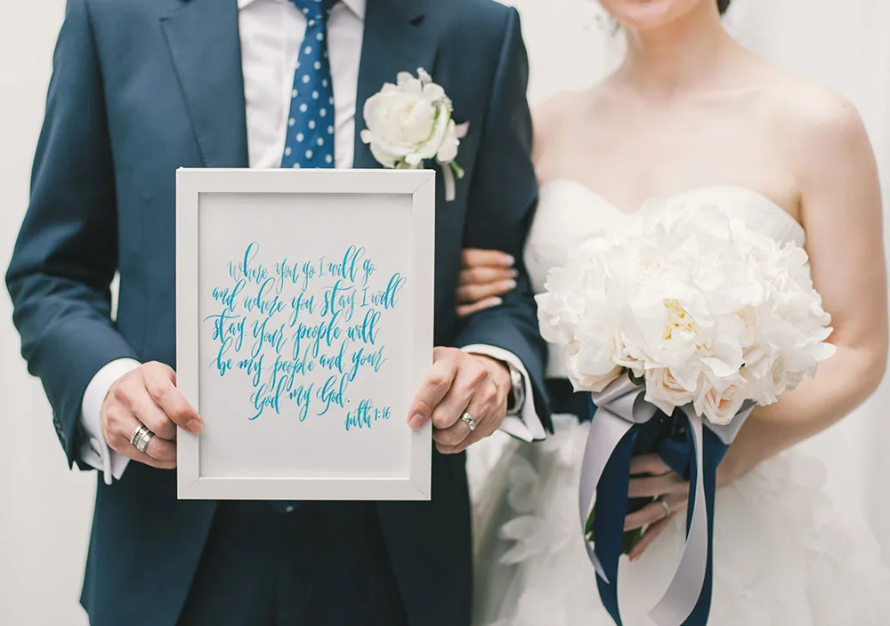 Photo by Munkeat Photography. theweddingnotebook.com