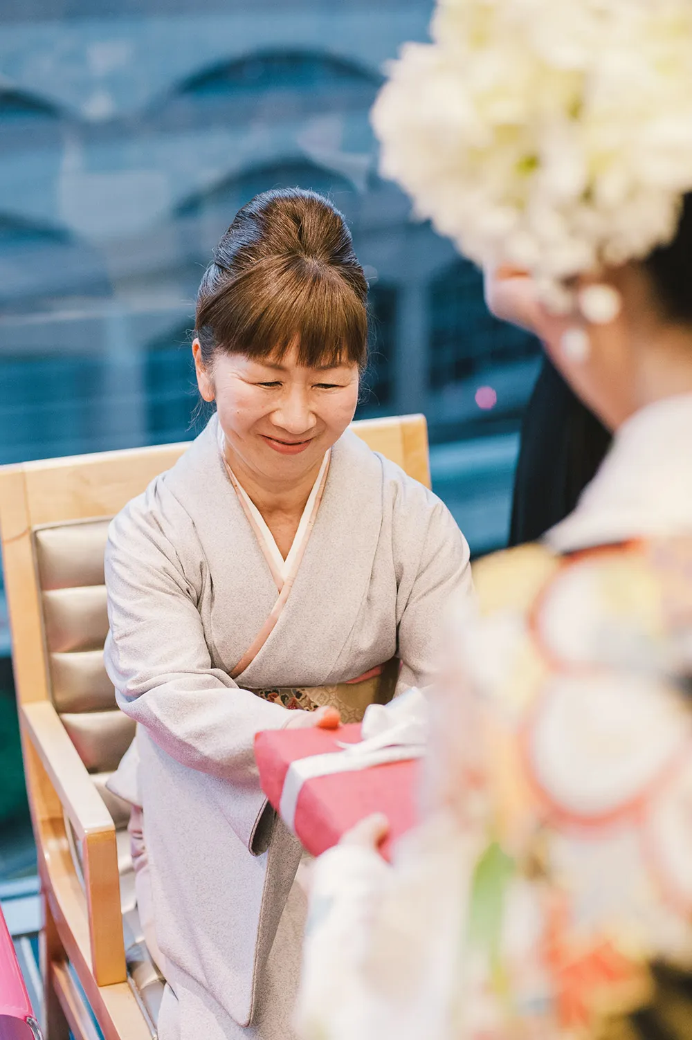 Photo by Munkeat Photography. theweddingnotebook.com