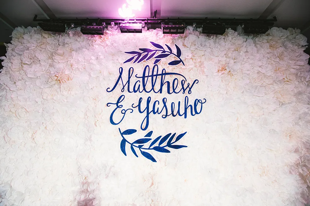 Photo by Munkeat Photography. theweddingnotebook.com