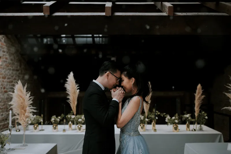 TRBAN Photography. theweddingnotebook.com