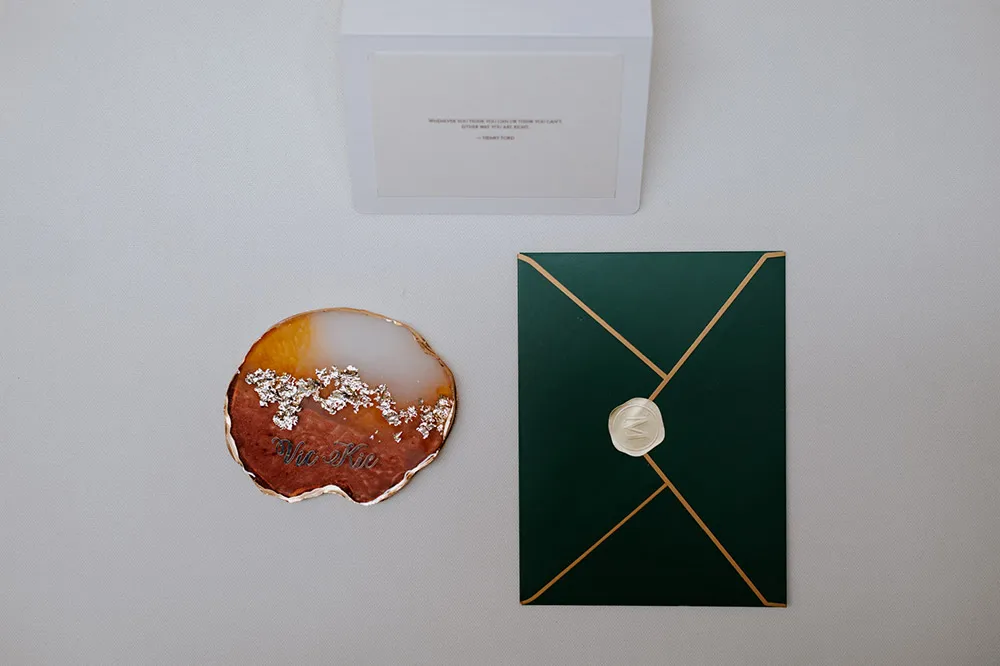 TRBAN Photography. theweddingnotebook.com