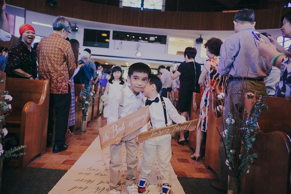 Photo by Samuel Goh Photography. theweddingnotebook.com 