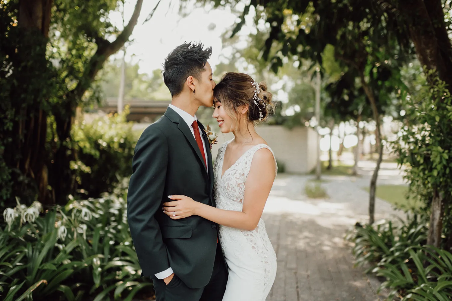 Peter Herman Photography. Wedding in Phuket. theweddingnotebook.com