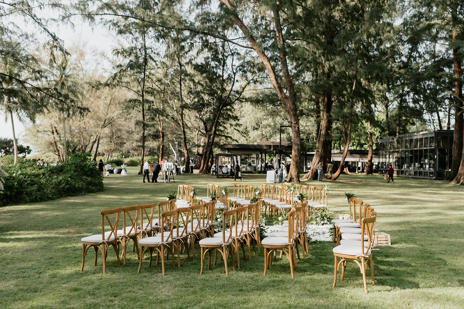 Peter Herman Photography. Wedding in Phuket. theweddingnotebook.com