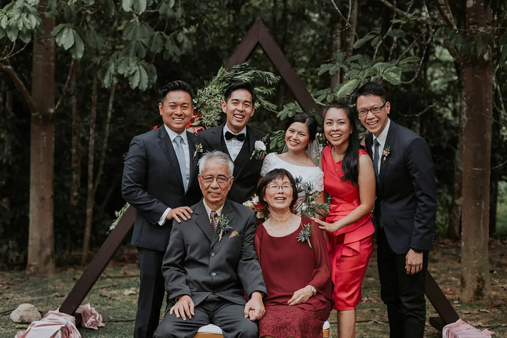 Photo by MunKeat Photography. theweddingnotebook.com