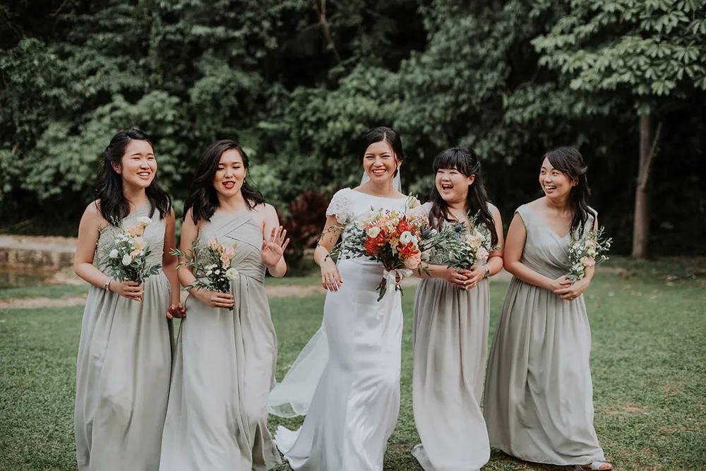 Photo by MunKeat Photography. theweddingnotebook.com