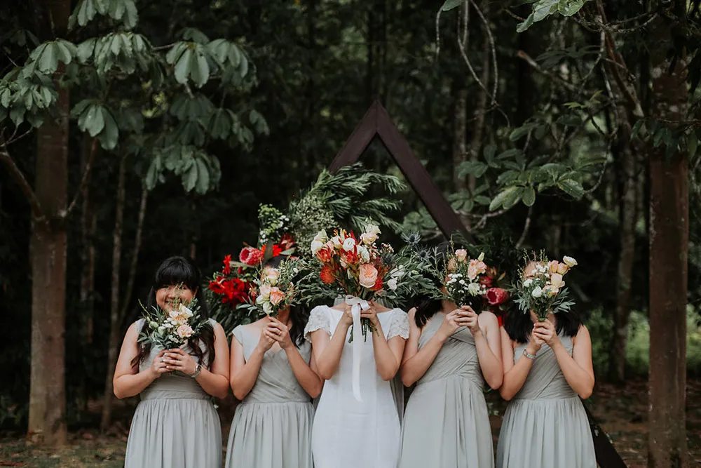 Photo by MunKeat Photography. theweddingnotebook.com