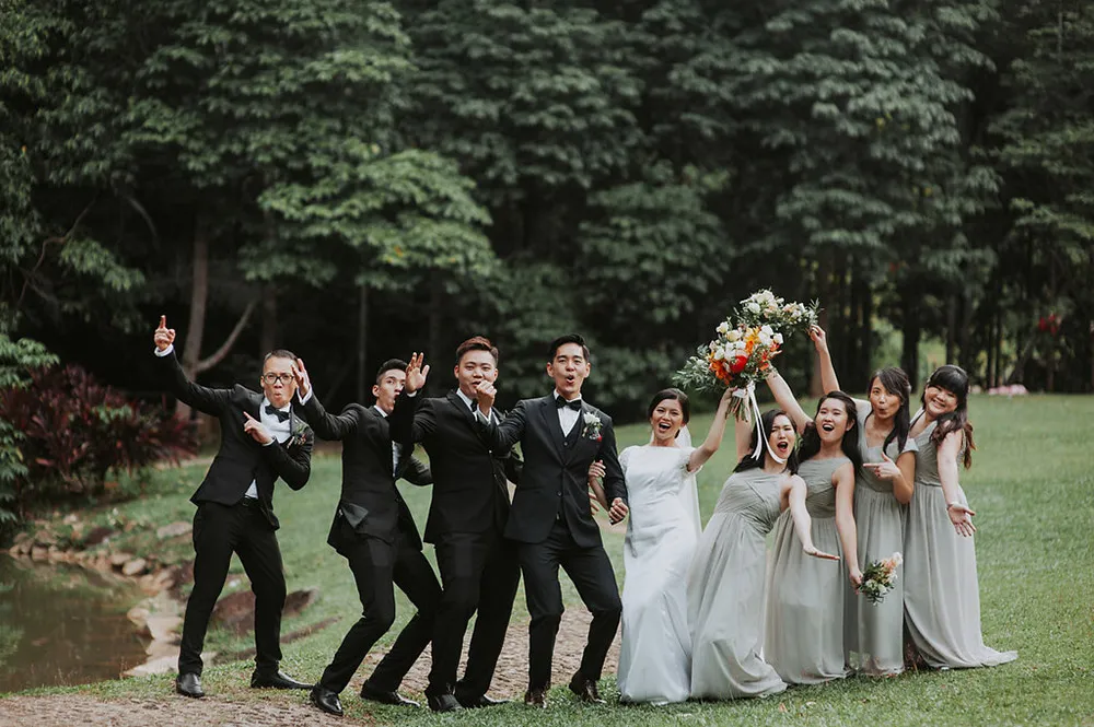 Photo by MunKeat Photography. theweddingnotebook.com