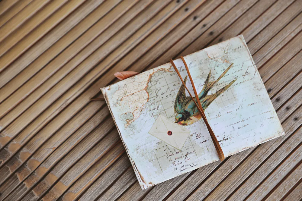 Photo by Axioo. theweddingnotebook.com