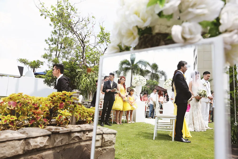 Photo by Axioo. theweddingnotebook.com