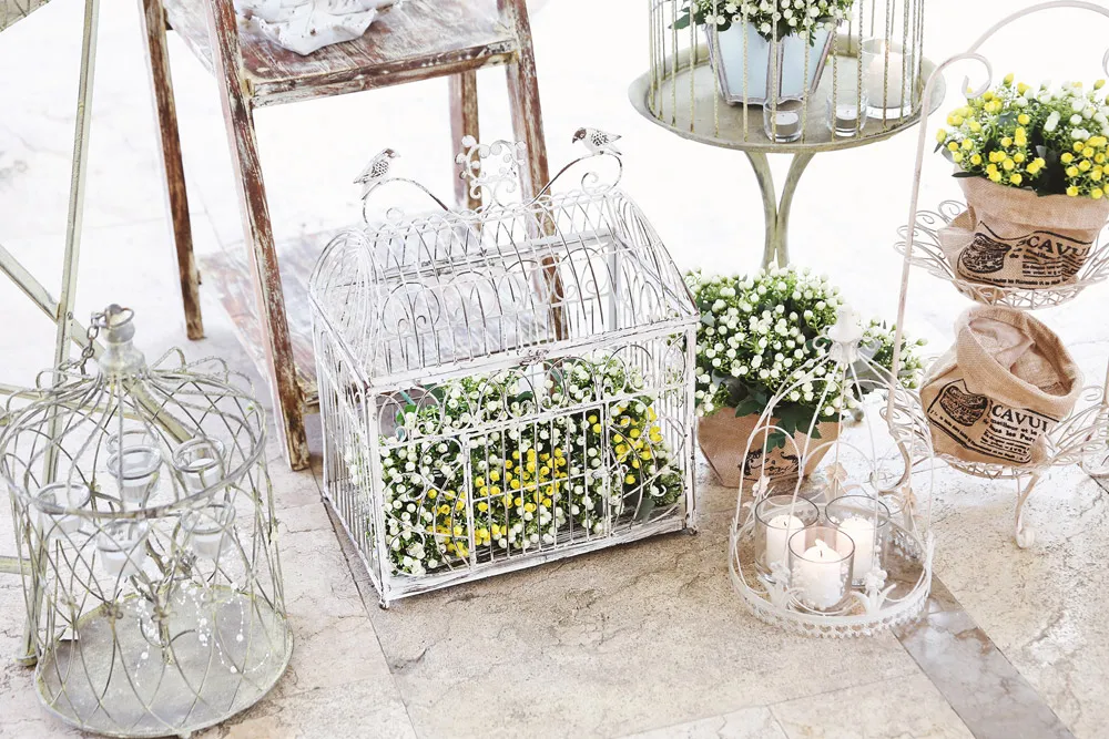 Photo by Axioo. theweddingnotebook.com