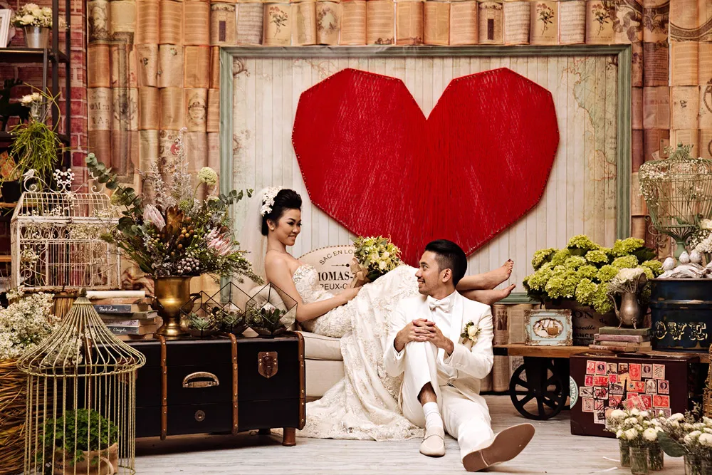 Wedding photobooth. Photo by Axioo. theweddingnotebook.com