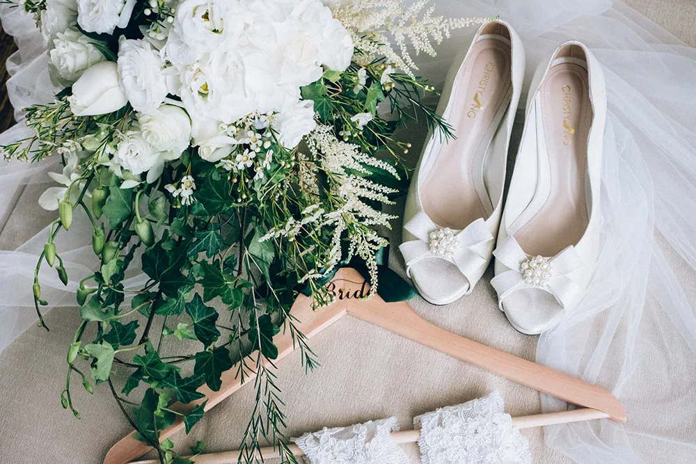 Photo by Trees On the Moon. theweddingnotebook.com