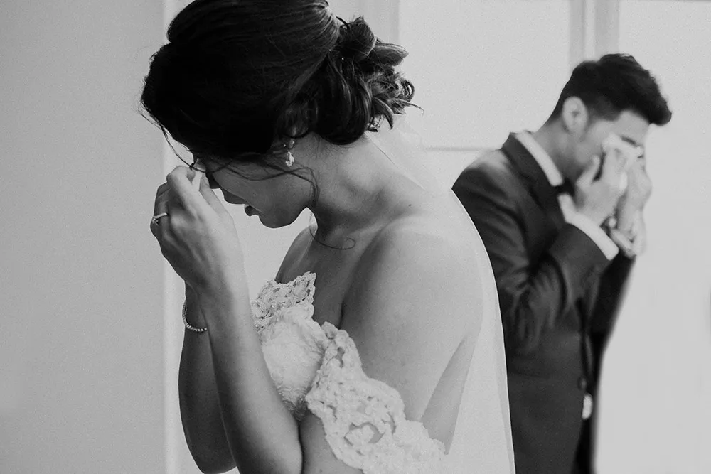 Photo by Trees On the Moon. theweddingnotebook.com