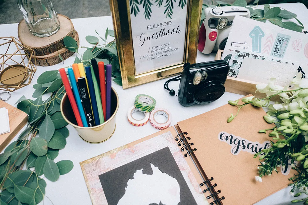 Photo by Trees On the Moon. theweddingnotebook.com