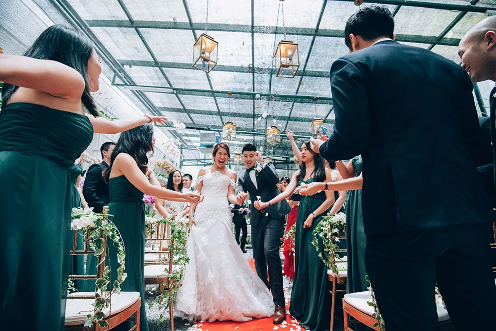 Photo by Trees On the Moon. theweddingnotebook.com