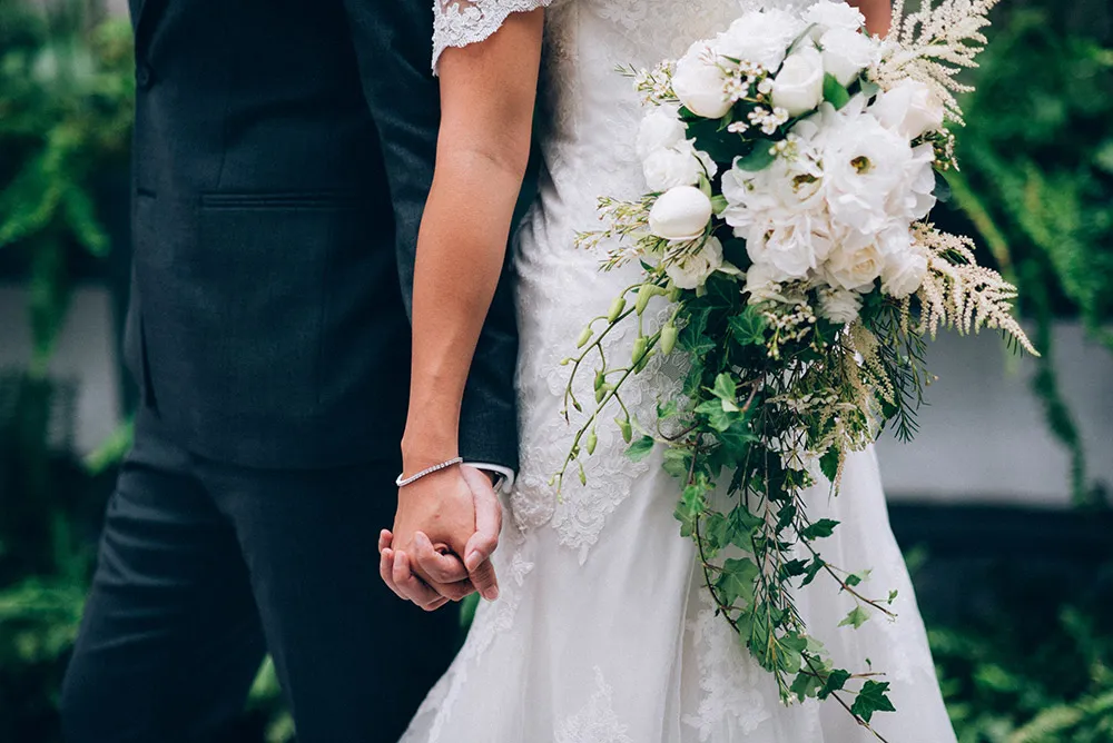 Photo by Trees On the Moon. theweddingnotebook.com