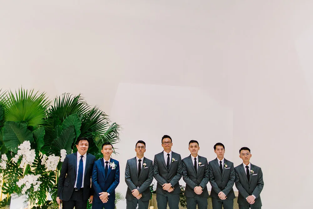 Photo by Louis Gan of Munkeat Studio. theweddingnotebook.com