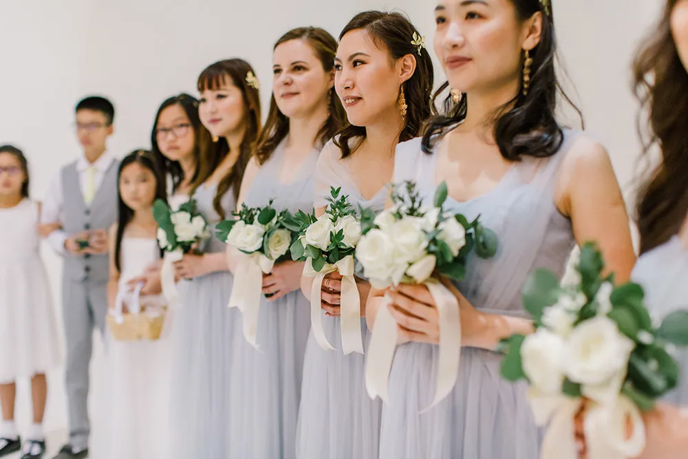 Photo by Louis Gan of Munkeat Studio. theweddingnotebook.com