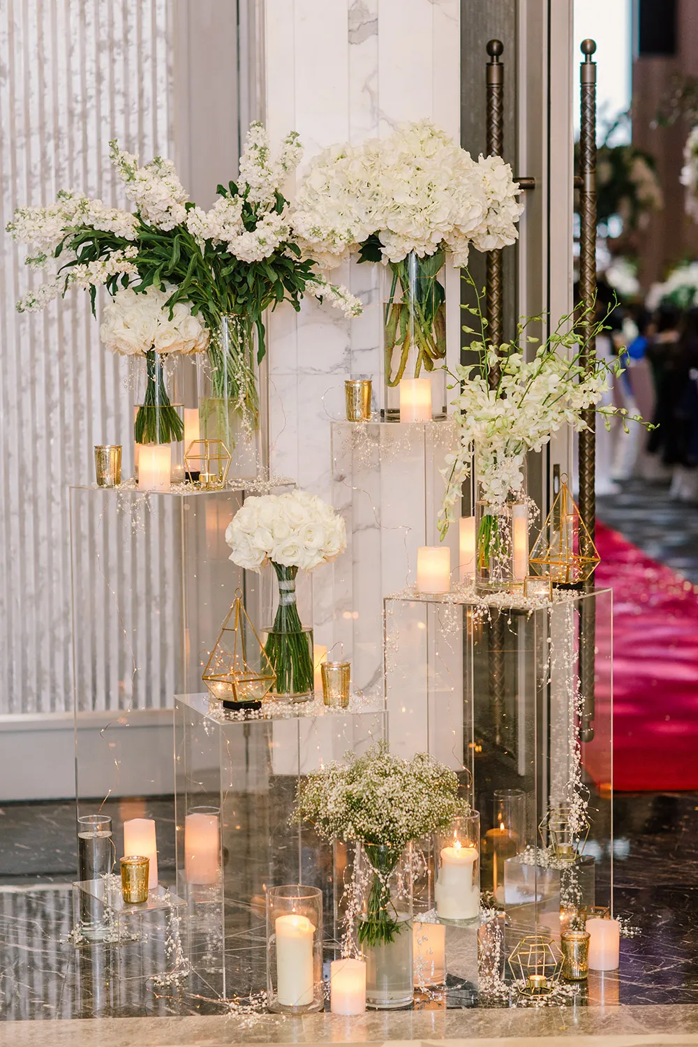 Photo by Louis Gan of Munkeat Studio. theweddingnotebook.com