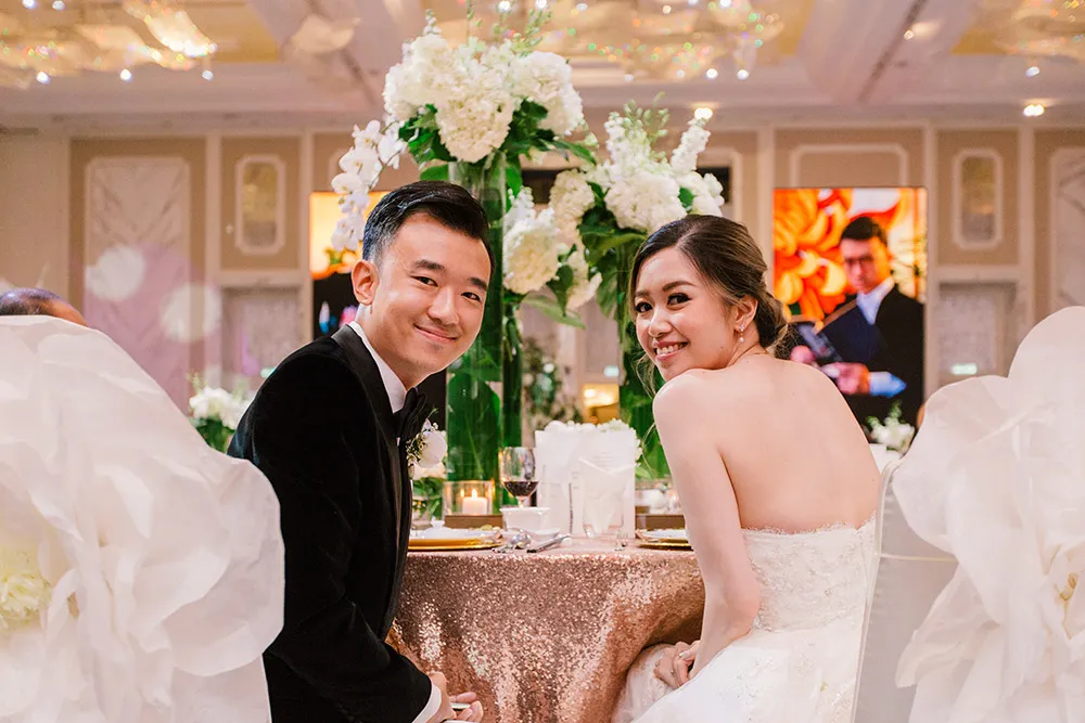 Photo by Louis Gan of Munkeat Studio. theweddingnotebook.com