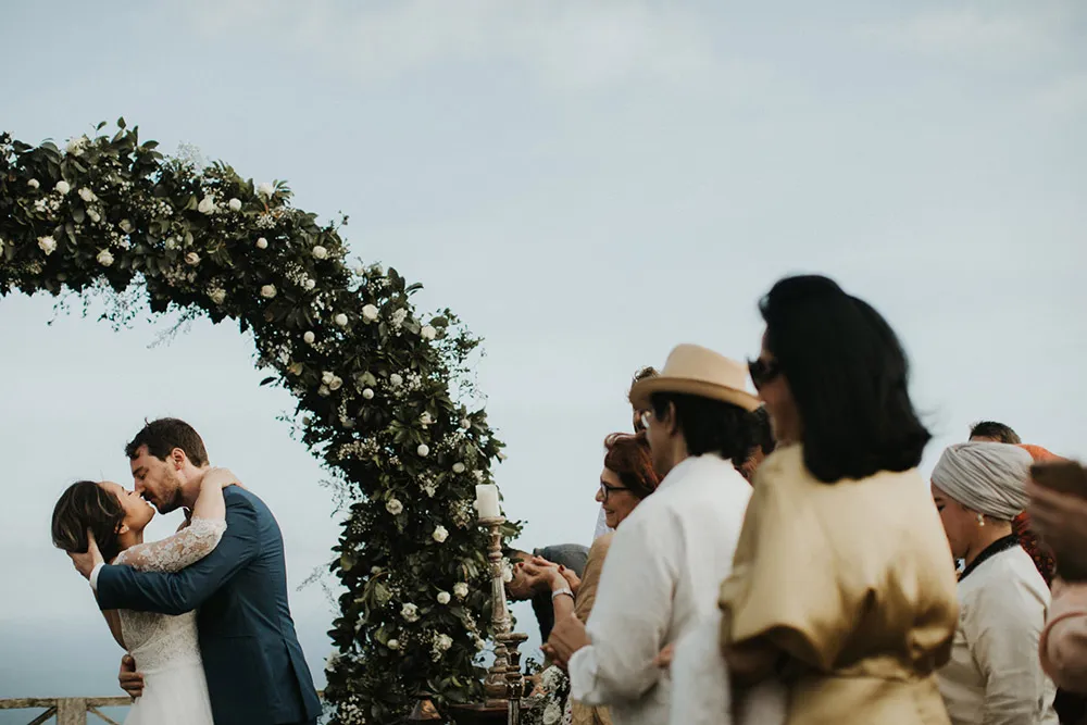 Photo by Iluminen. theweddingnotebook.com