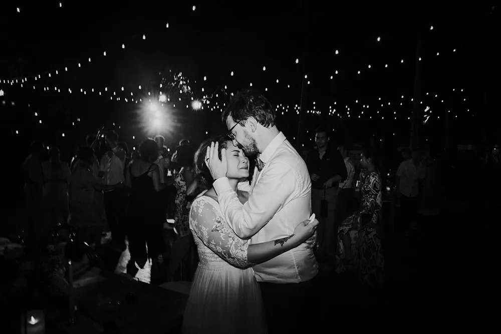 Photo by Iluminen. theweddingnotebook.com