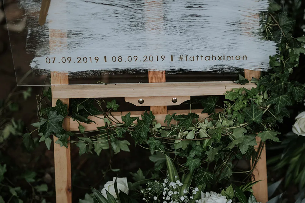 Photo by Jasmine. A Photography. theweddingnotebook.com