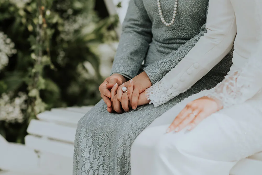 Photo by Jasmine. A Photography. theweddingnotebook.com