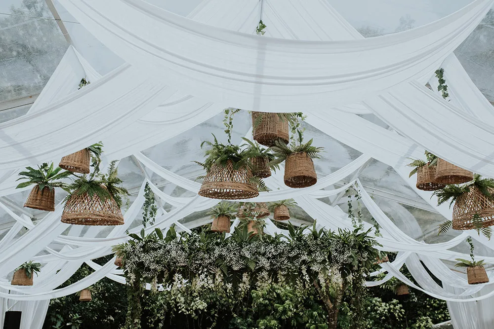 Photo by Jasmine. A Photography. theweddingnotebook.com