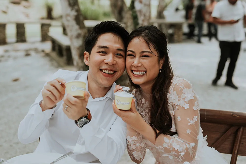 Photo by Jasmine. A Photography. theweddingnotebook.com