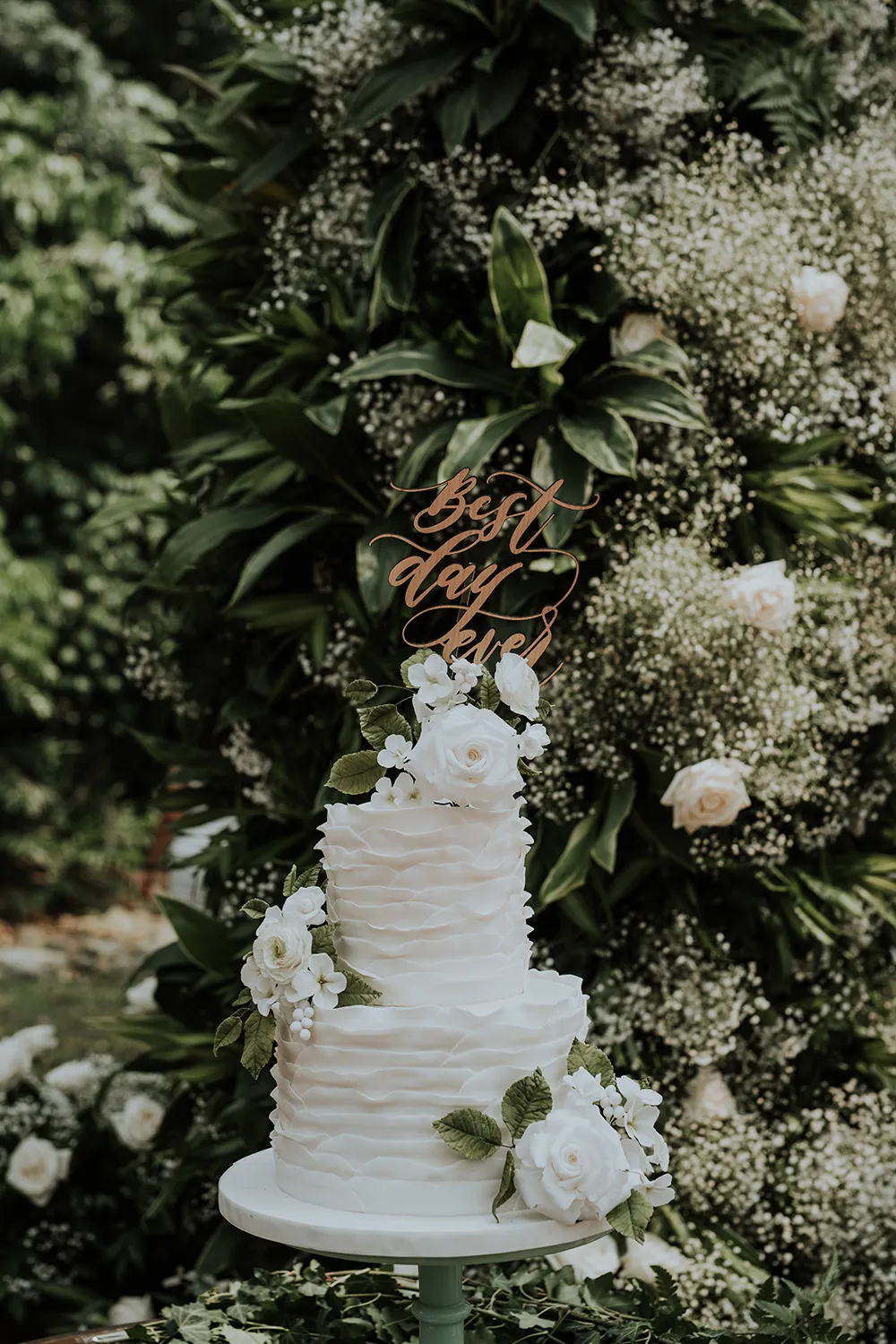 Photo by Jasmine. A Photography. theweddingnotebook.com