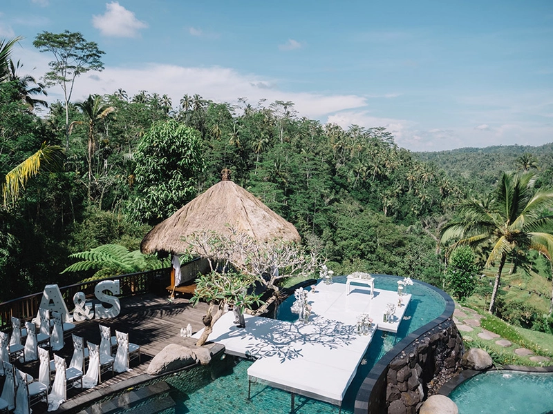 A White On White Wedding At Dara Ayu Villas, Ubud