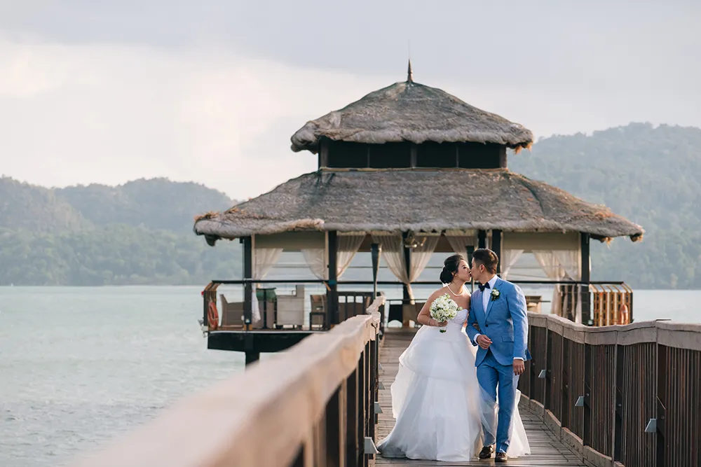 Photo by Jon Low. theweddingnotebook.com