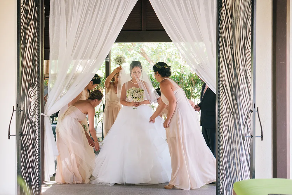 Photo by Jon Low. theweddingnotebook.com