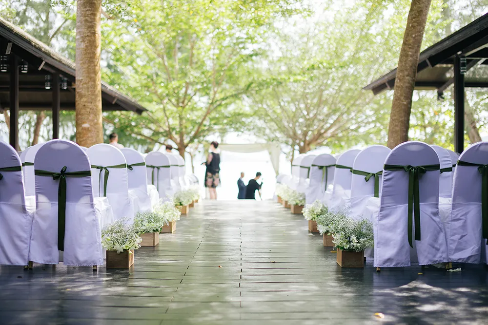 Photo by Jon Low. theweddingnotebook.com