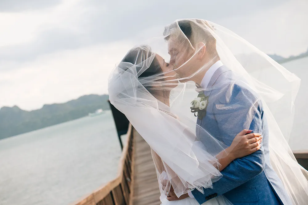 Photo by Jon Low. theweddingnotebook.com