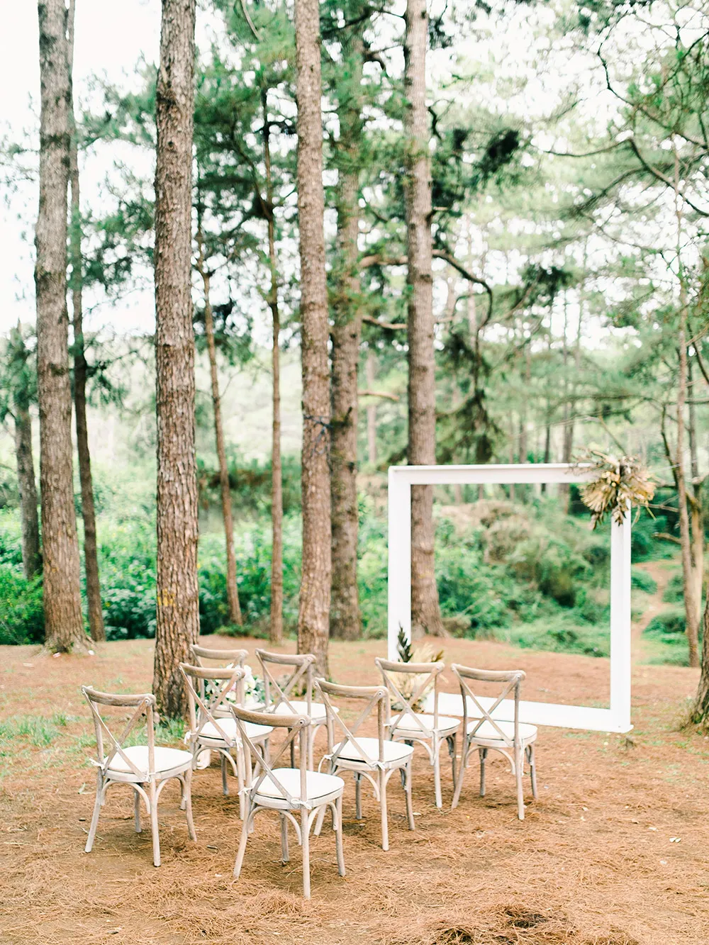 Photo by Helium Hearts. theweddingnotebook.com